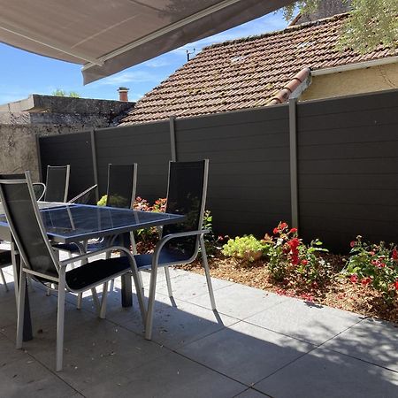 Location Appartement Des Pyrenees Borderes-sur-l'Echez Exterior foto
