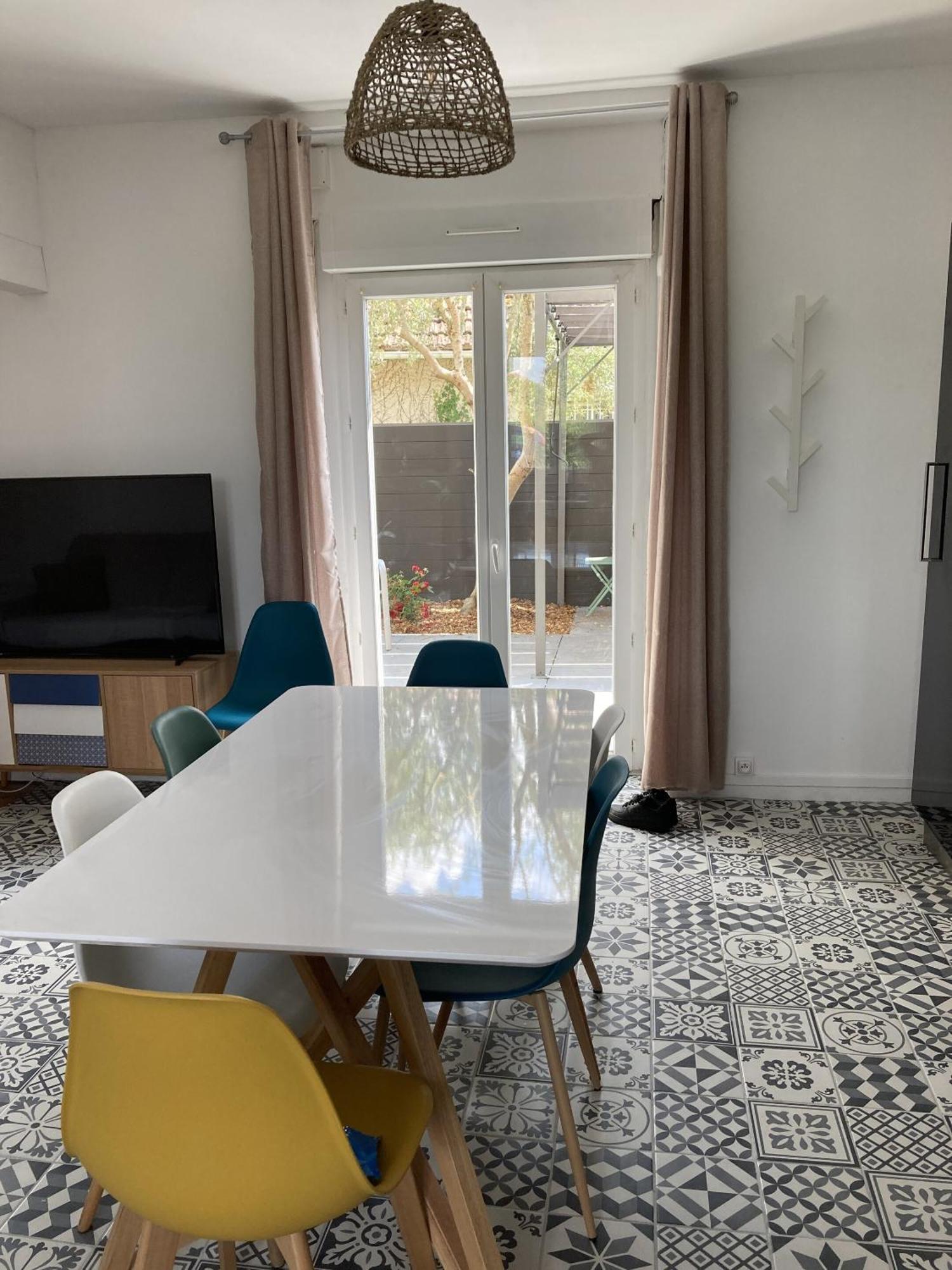 Location Appartement Des Pyrenees Borderes-sur-l'Echez Quarto foto